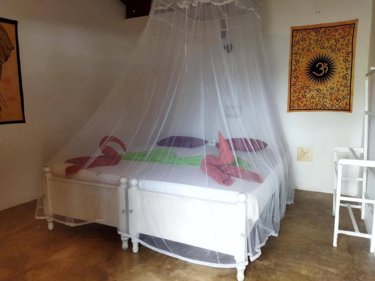 Sunchaser Beach Hotel Tangalle Exterior photo
