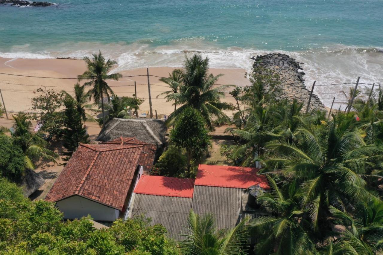 Sunchaser Beach Hotel Tangalle Exterior photo